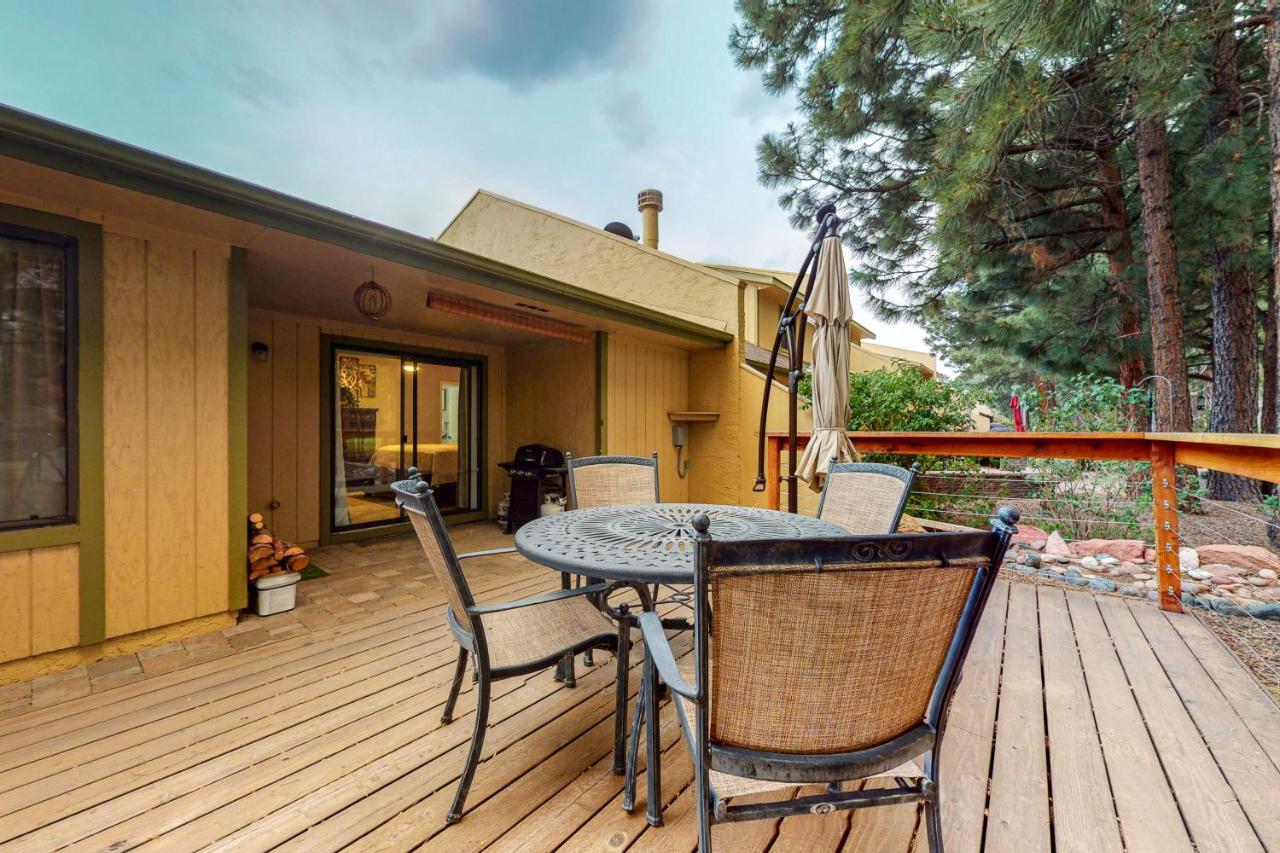 Cozy Mountain Townhome Flagstaff Luaran gambar