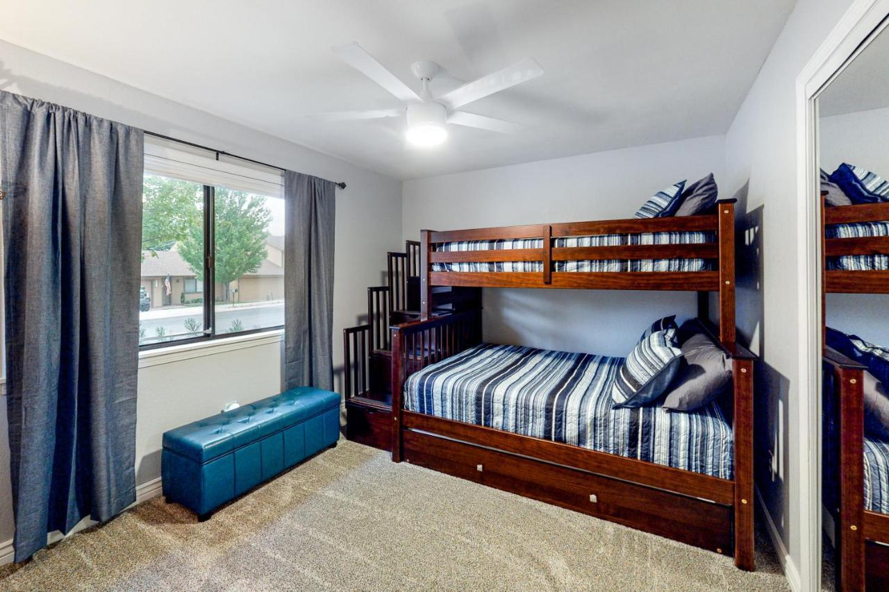 Cozy Mountain Townhome Flagstaff Luaran gambar